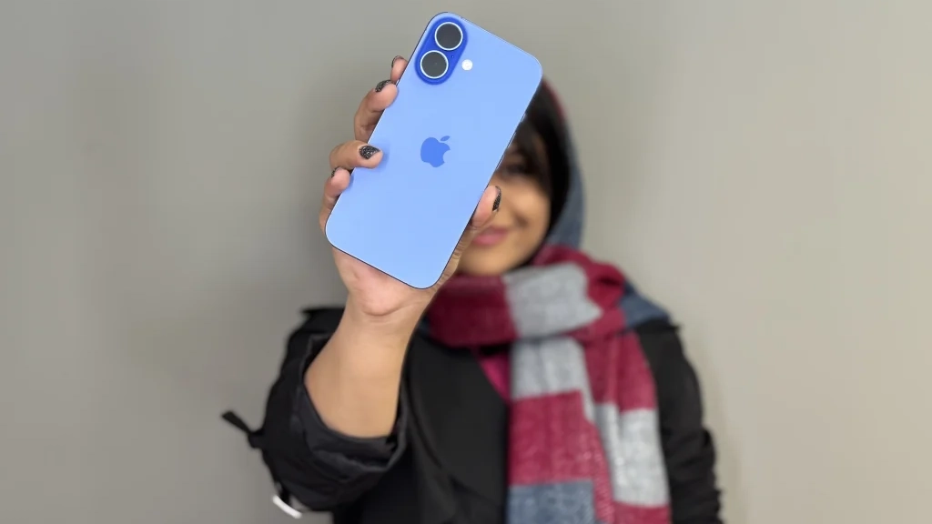 گوشی آیفون 16 نرمال